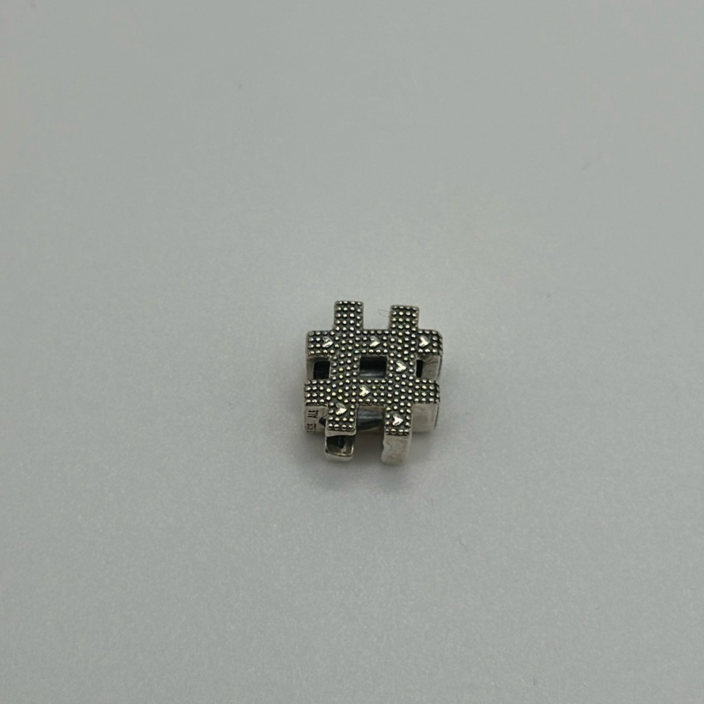 Pandora crystals charm